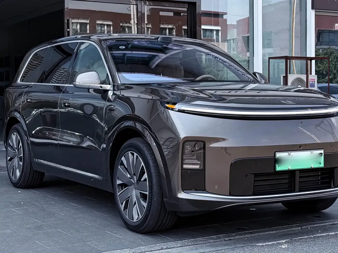 Li Auto Li Xiang L9 — Фото автомобиля 3