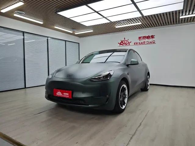 Фотография автомобиля — Tesla Model Y
