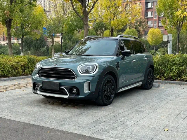 Фотография автомобиля — MINI Countryman