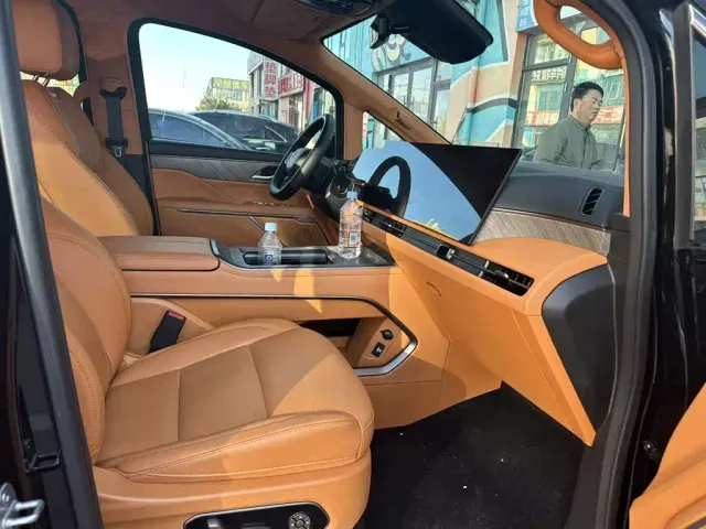 Wey Alpine — Фото автомобиля 3