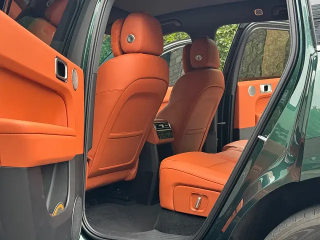 Li Auto Li Auto L6 2024 Pro — Фото автомобиля 10