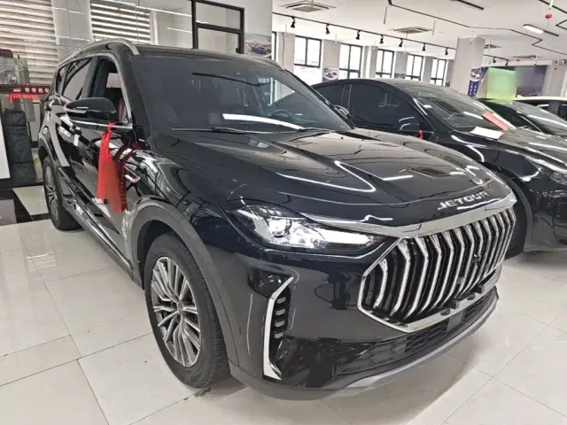 Jetour X70 Plus — Фото автомобиля 3