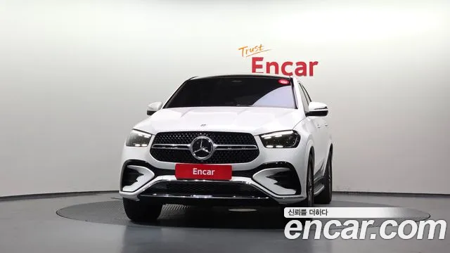 Mercedes-Benz GLE-Class — Фото автомобиля 3