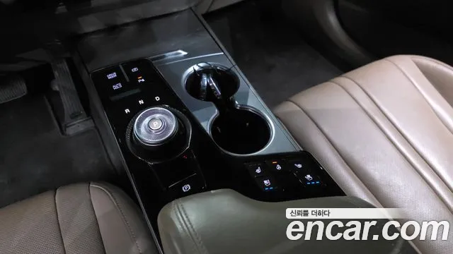 Kia K8 — Фото автомобиля 12