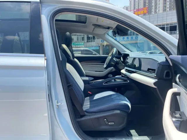 Geely Xingyue L — Фото автомобиля 14