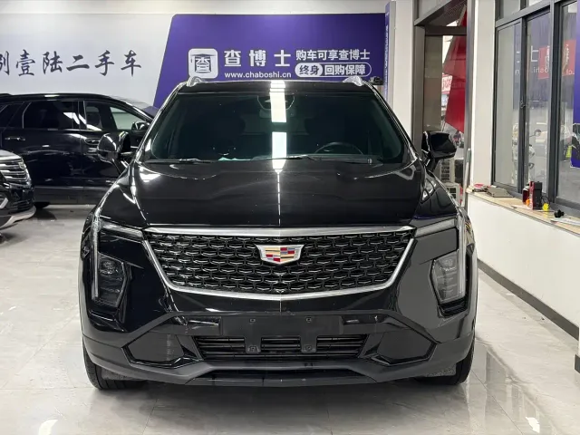 Cadillac XT4 — Фото автомобиля 2