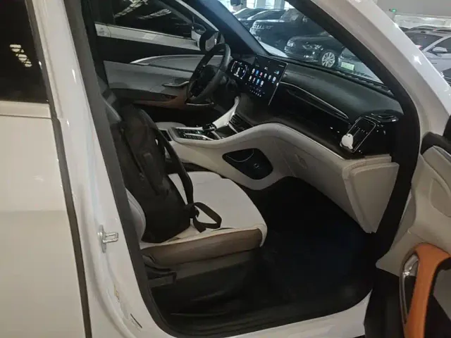 BYD Song Pro — Фото автомобиля 24