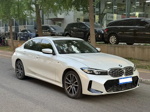 BMW 3 Series — Фото автомобиля 3