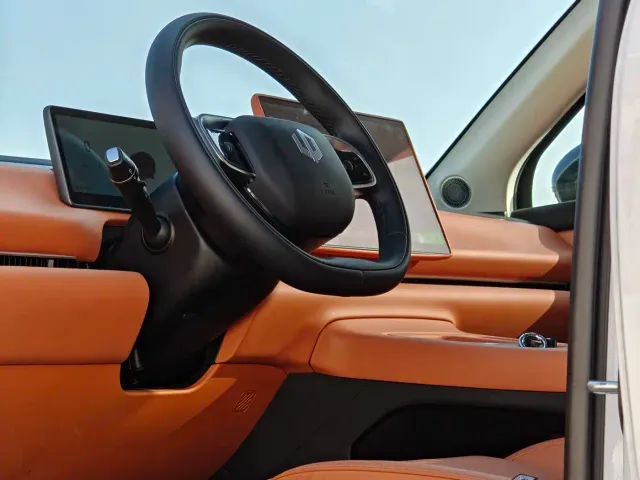 Leapmotor C10 — Фото автомобиля 4