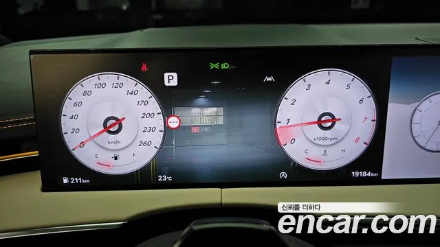 Genesis GV70 — Фото автомобиля 6