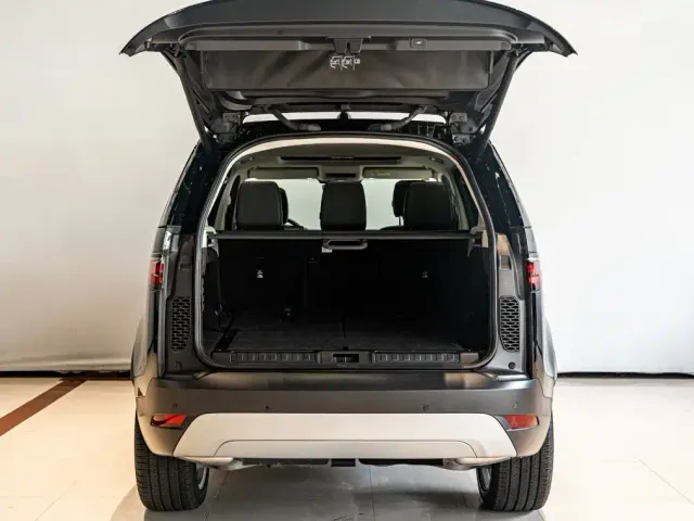 Land Rover Discovery — Фото автомобиля 20