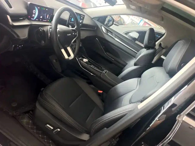 Haval H6 — Фото автомобиля 14