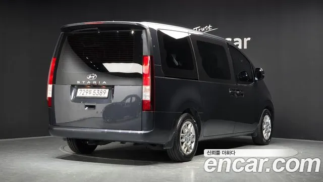 Hyundai Staria — Фото автомобиля 2