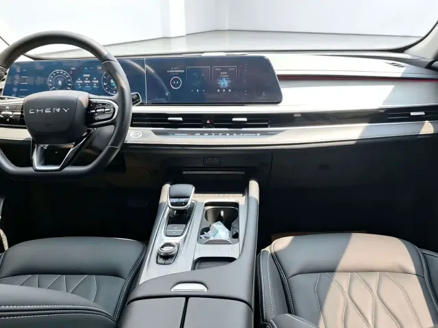 Chery Arrizo 8 — Фото автомобиля 5