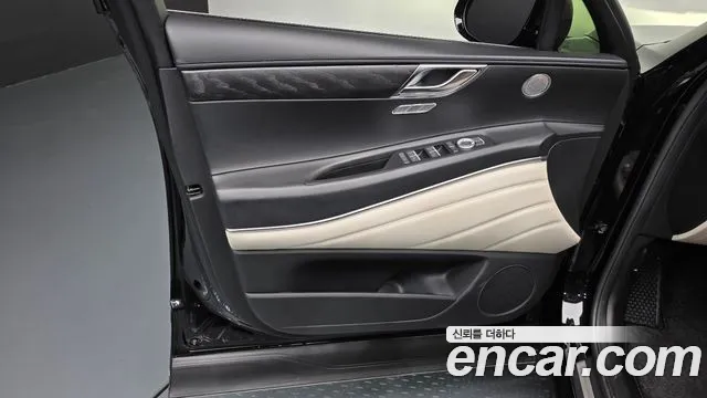 Genesis GV80 — Фото автомобиля 13