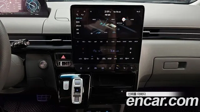 Hyundai Staria Staria — Фото автомобиля 15
