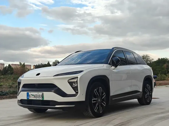 Фотография автомобиля — Nio ES6