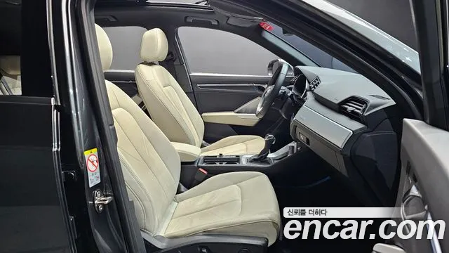 Audi Q3 35 TDI quattro Premium — Фото автомобиля 22