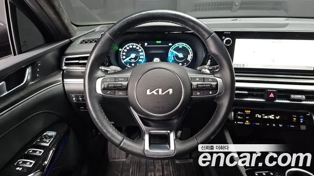 Kia K5 Generation 3 — Фото автомобиля 19