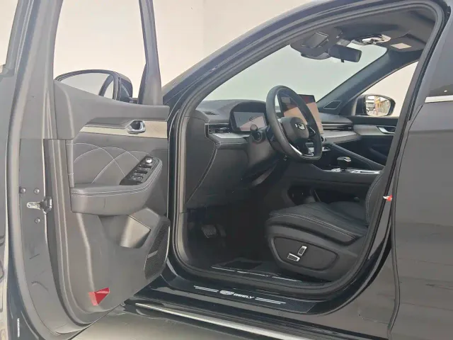 Geely Xingrui — Фото автомобиля 26