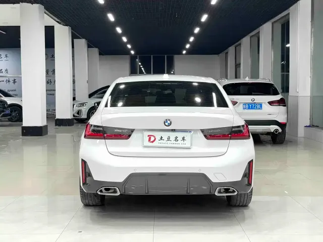 BMW 3 Series — Фото автомобиля 5