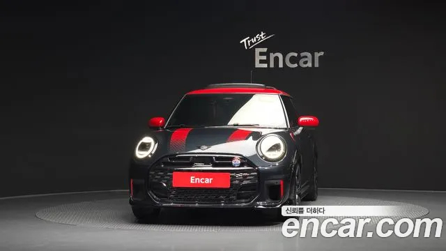 MINI Cooper 4th Gen — Фото автомобиля 3