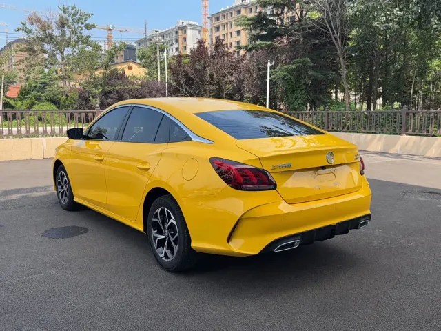 MG 5 — Фото автомобиля 7
