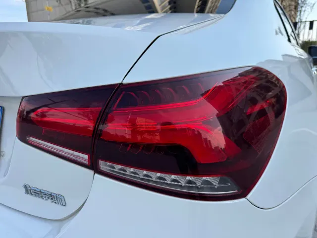 Mercedes-Benz A-Class — Фото автомобиля 12