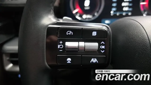 Hyundai Grandeur Grandeur (GN7) 2.5 Бензин 2WD — Фото автомобиля 17