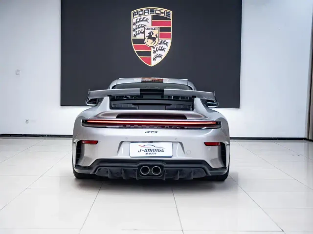 Porsche 911 — Фото автомобиля 2