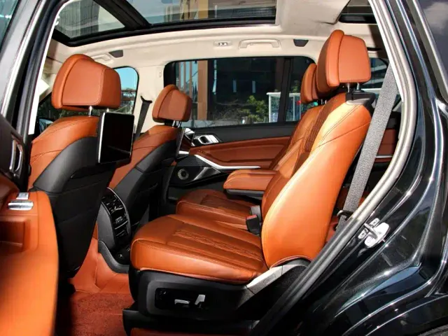 BMW X7 — Фото автомобиля 16