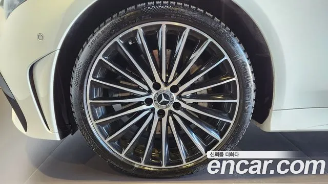 Mercedes-Benz CLS-Class — Фото автомобиля 5