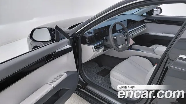 Hyundai Grandeur Grandeur (GN7) 2.5 Бензин 2WD — Фото автомобиля 10