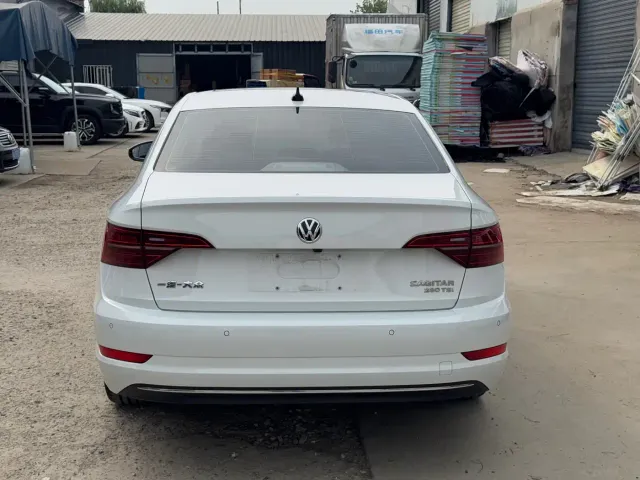 Volkswagen Sagitar — Фото автомобиля 8