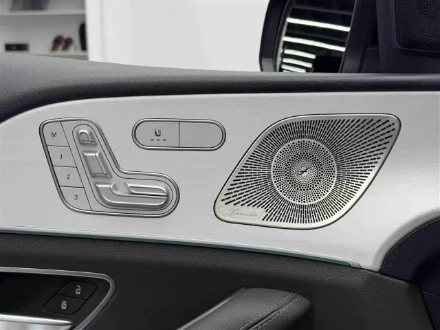 Mercedes-Benz GLE-Class — Фото автомобиля 19