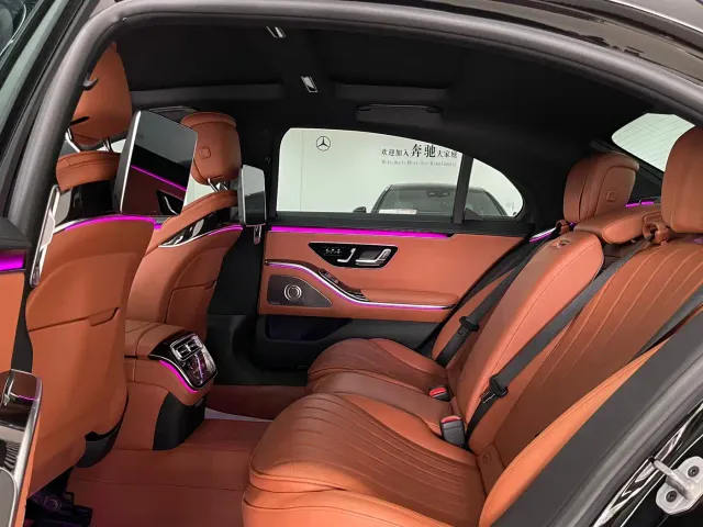 Mercedes-Benz S-Class — Фото автомобиля 10