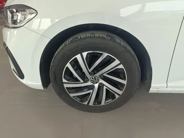 Volkswagen Lavida — Фото автомобиля 22