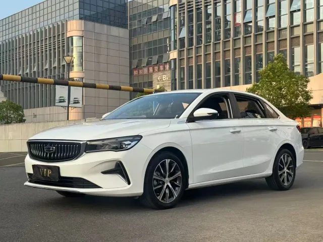 Фотография автомобиля — Geely Emgrand