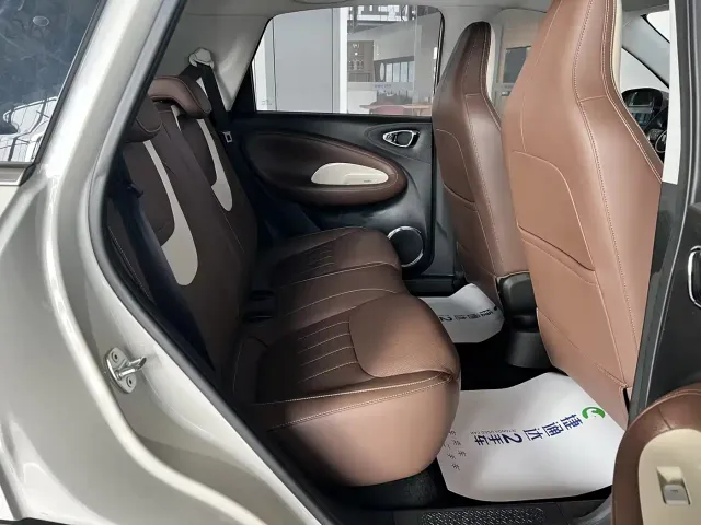 Wuling Bingo — Фото автомобиля 6
