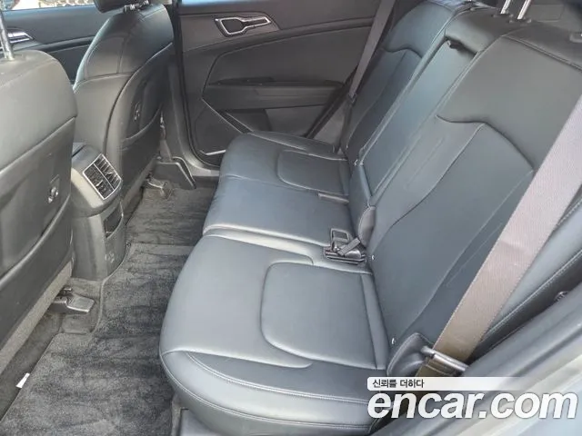 Kia Sportage Sportage 5-е поколение Бензин 1.6 турбо 2WD — Фото автомобиля 8