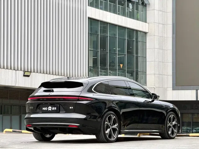 Nio ET5 Touring — Фото автомобиля 12