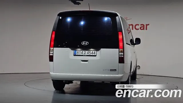 Hyundai Staria Staria Карго 5 мест — Фото автомобиля 4