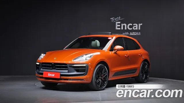 Фотография автомобиля — Porsche Macan