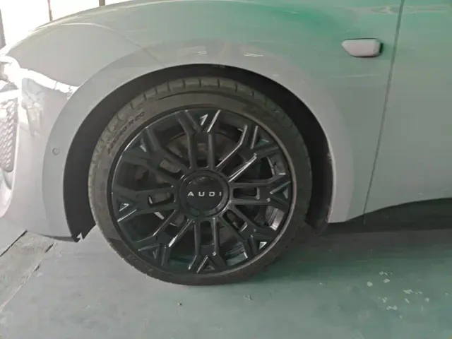 Audi E5 Sportback — Фото автомобиля 22