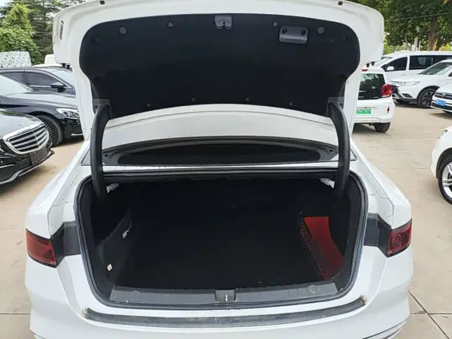 BYD Qin PLUS — Фото автомобиля 18