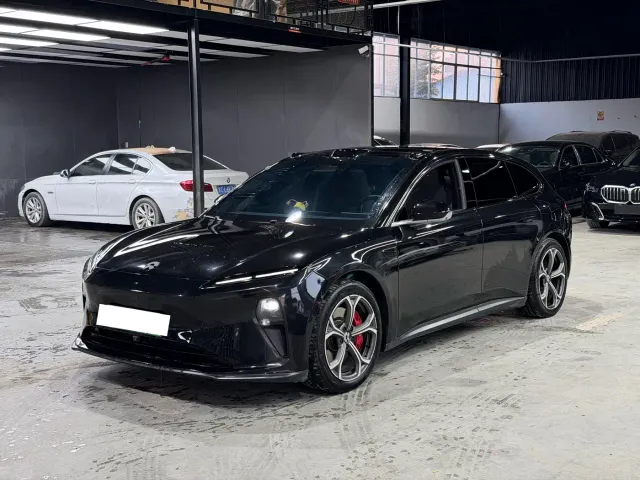 Фотография автомобиля — Nio ET5 Touring
