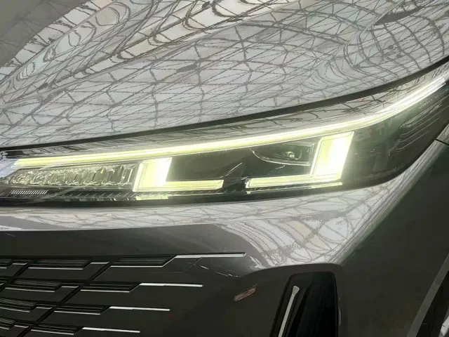 Changan Lamore — Фото автомобиля 10