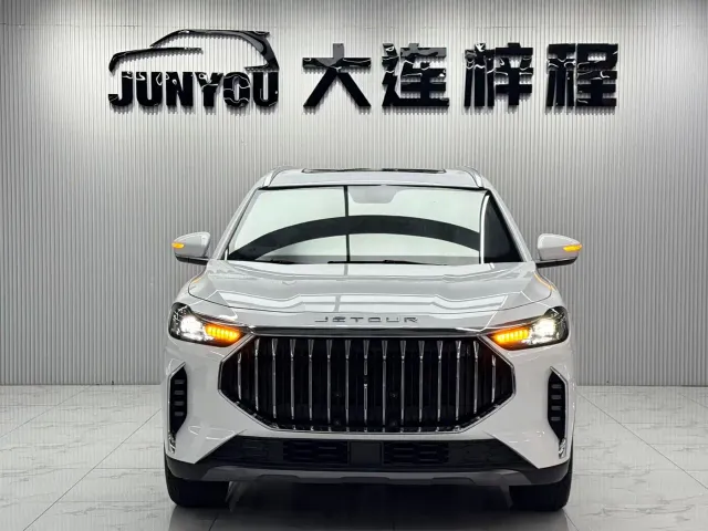 Jetour X70 Plus — Фото автомобиля 2