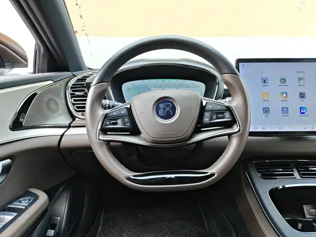 BYD Han — Фото автомобиля 11