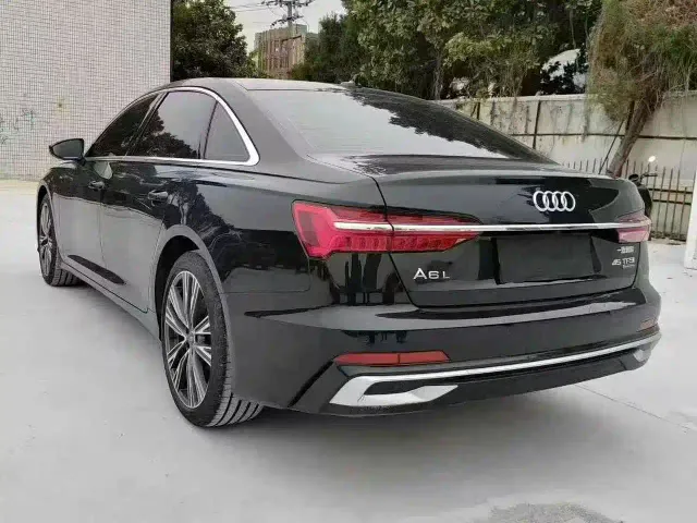 Audi A6L — Фото автомобиля 7